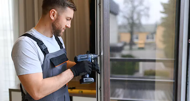 Sliding Screen Door Handle Repair in Winter Park, FL