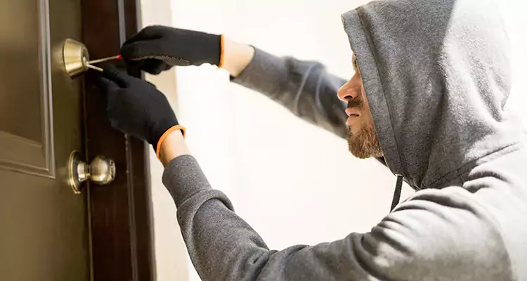 Emergency Motel Lock Repairs—Available 24/7 in Winter Park, FL