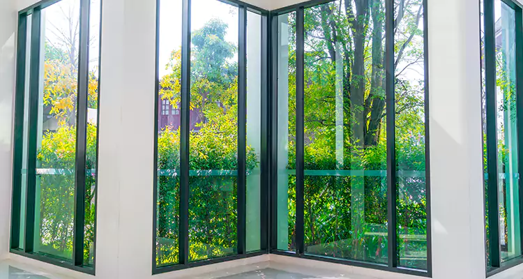 Folding Glass Balcony Door Repair in Winter Park, FL