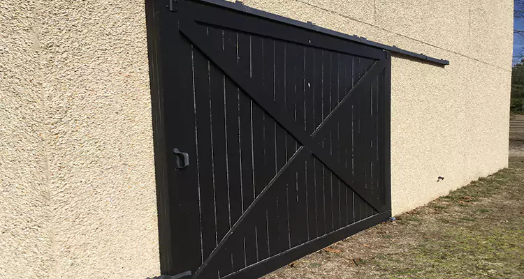Sliding Barn Door Stuck Maintenance in Winter Park, FL